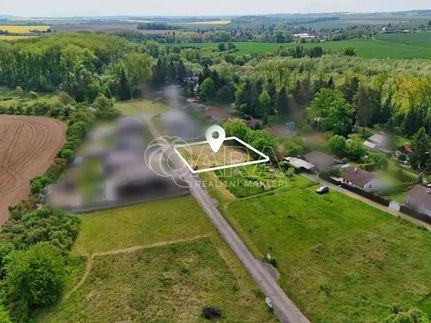 Prodej stavebního pozemku 795 m²
