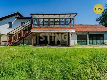Prodej domu 497 m², pozemek 987 m²