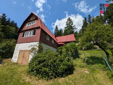 Prodej domu 218 m², pozemek 1090 m²