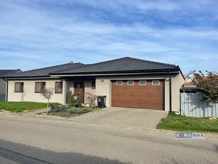 Prodej domu 255 m², pozemek 471 m²