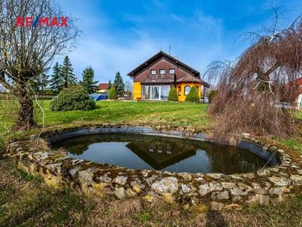 Prodej domu 320 m², pozemek 3335 m²