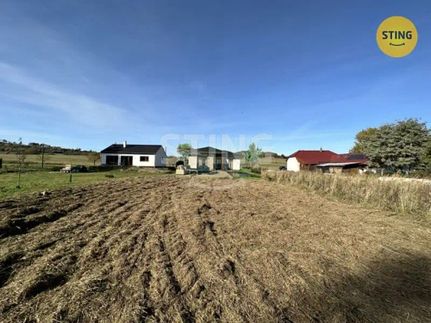 Prodej stavebního pozemku 1121 m²