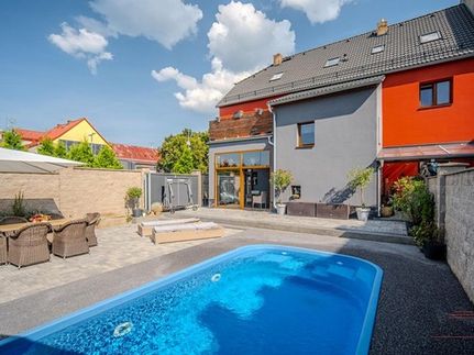 Prodej domu 330 m², pozemek 355 m²