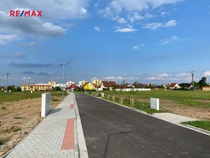 Prodej stavebního pozemku 966 m²