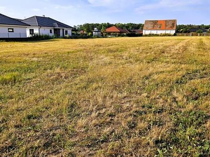 Prodej stavebního pozemku 5762 m²