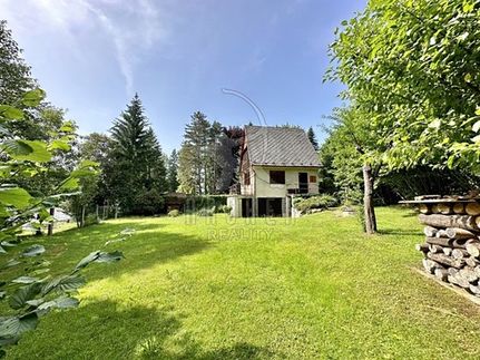 Prodaná  chata 33 m², pozemek 1077 m²