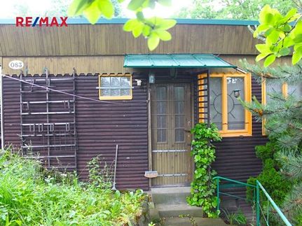 Prodaná  chata 52 m², pozemek 381 m²