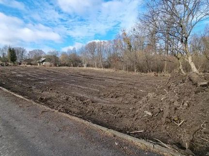 Prodej stavebního pozemku 3800 m²