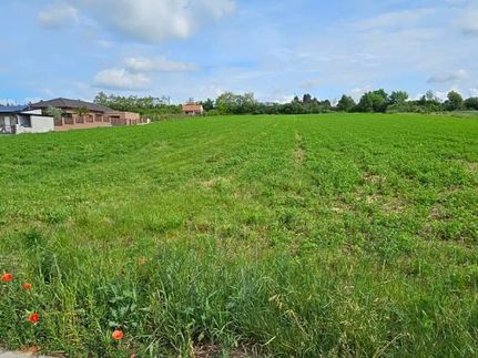 Prodej stavebního pozemku 1379 m²