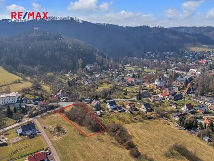 Prodej stavebního pozemku 2413 m²