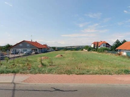 Prodej stavebního pozemku 3877 m²