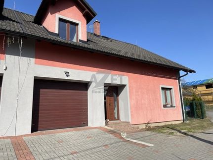 Prodej domu 206 m², pozemek 701 m²