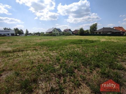 Prodej stavebního pozemku 895 m²